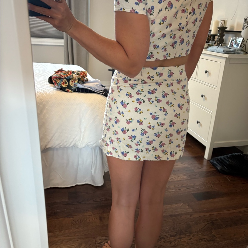 Floral Matching Set - Picture 3 of 5